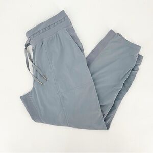Lululemon Chambray Dance Studio Crop *25"